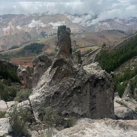 Eroded rock spires above the valleys near Maragua